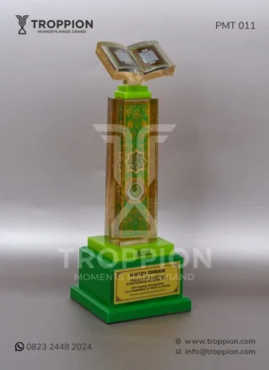 Piala Hafizh Terbaik...