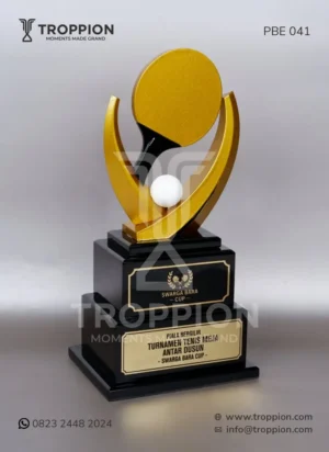 Piala Bergilir Swarga...