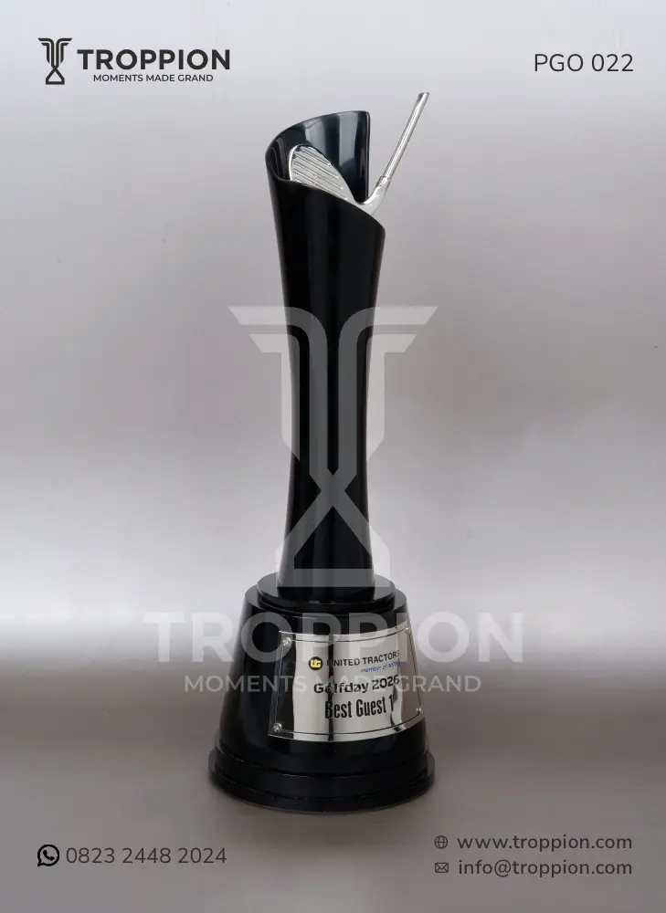 Piala Golf Best Guest United Tracktor Golfday PGO022 Piala Golf United Tracktor Golfday