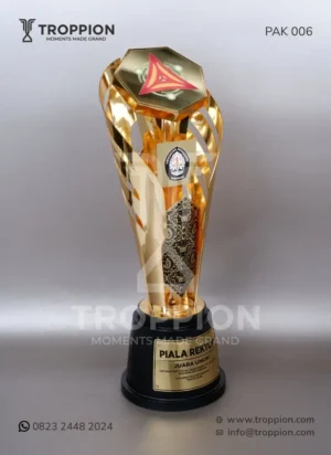 Piala Akademi Diponegoro Visual Basic...